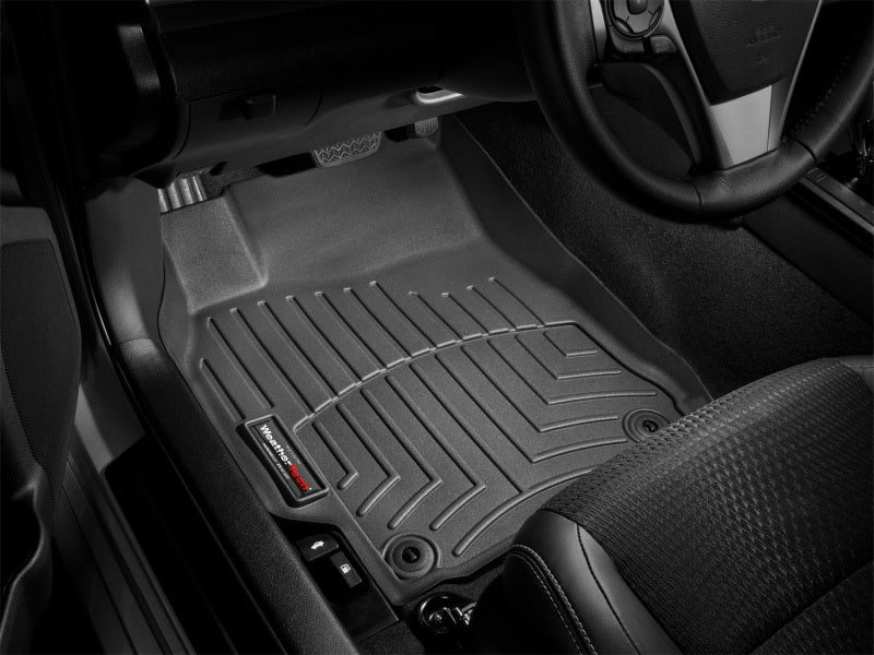 WeatherTech 01-06* Sierra Silverado 2500/3500 Standard Cab Classic Front FloorLiner - Black