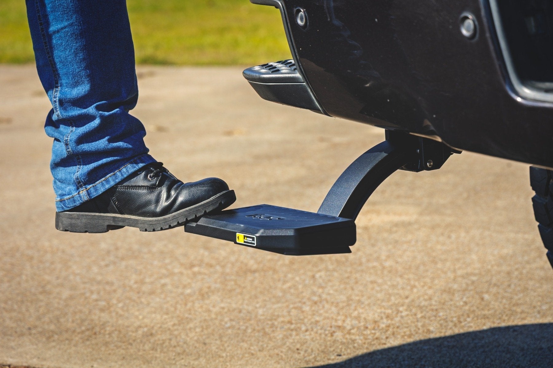 Rough Country Retractable Bed Step | Manual Pull | Chevy/GMC 2500HD/3500HD (15-19)